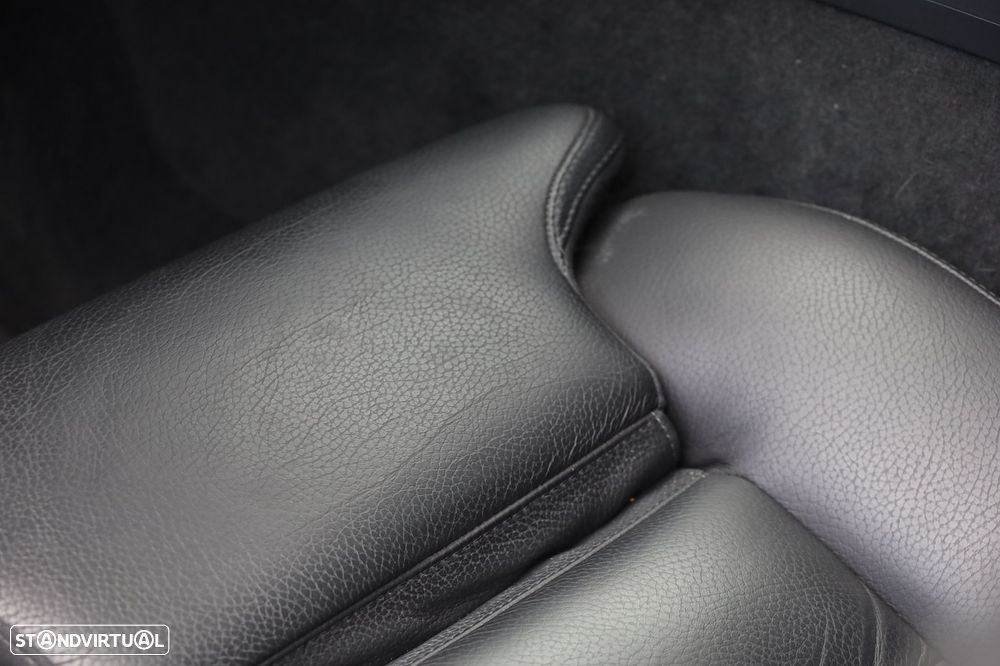 Volvo XC 60 2.0 B4 Plus Bright — fotografia 10