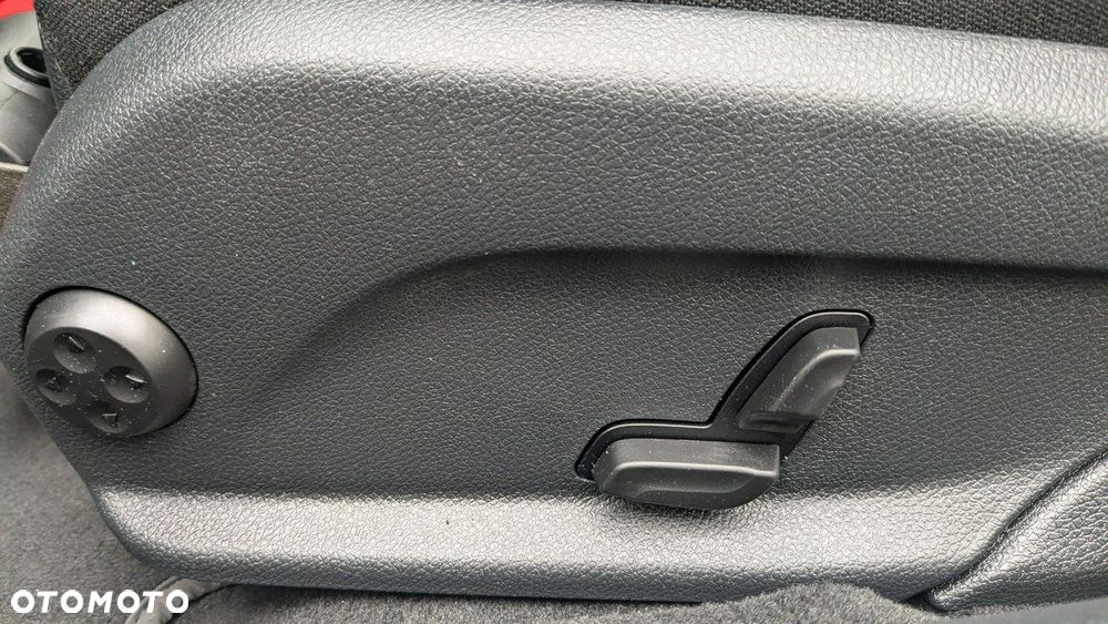 Mercedes-Benz Klasa C - 34