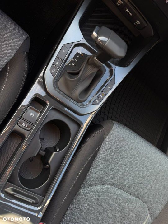 Kia XCeed - 14