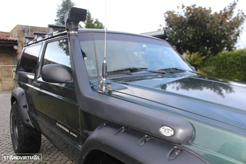 Jeep Cherokee 2.5 TD Sport - 11