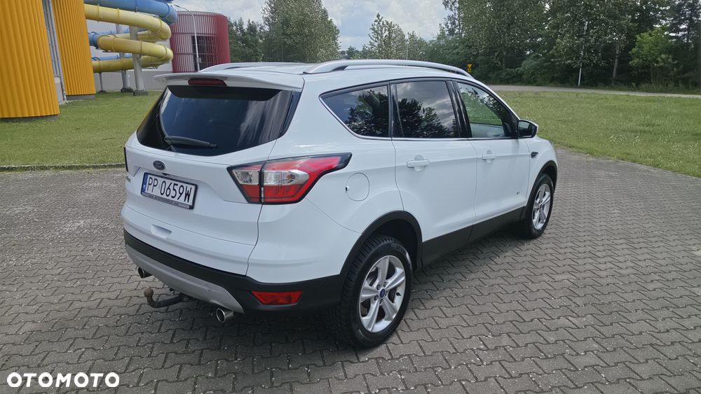 Ford Kuga 2.0 TDCi 4x4 Titanium - 6