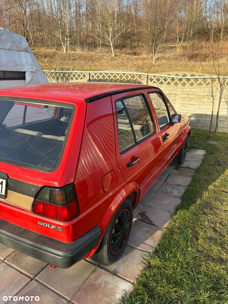 Volkswagen Golf 1.3 - 9