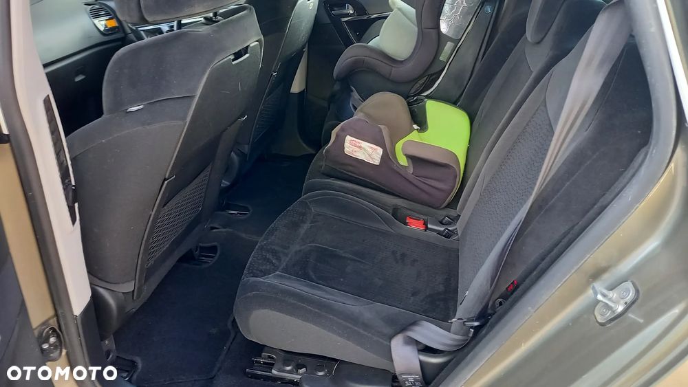 Citroën C4 Picasso - 16