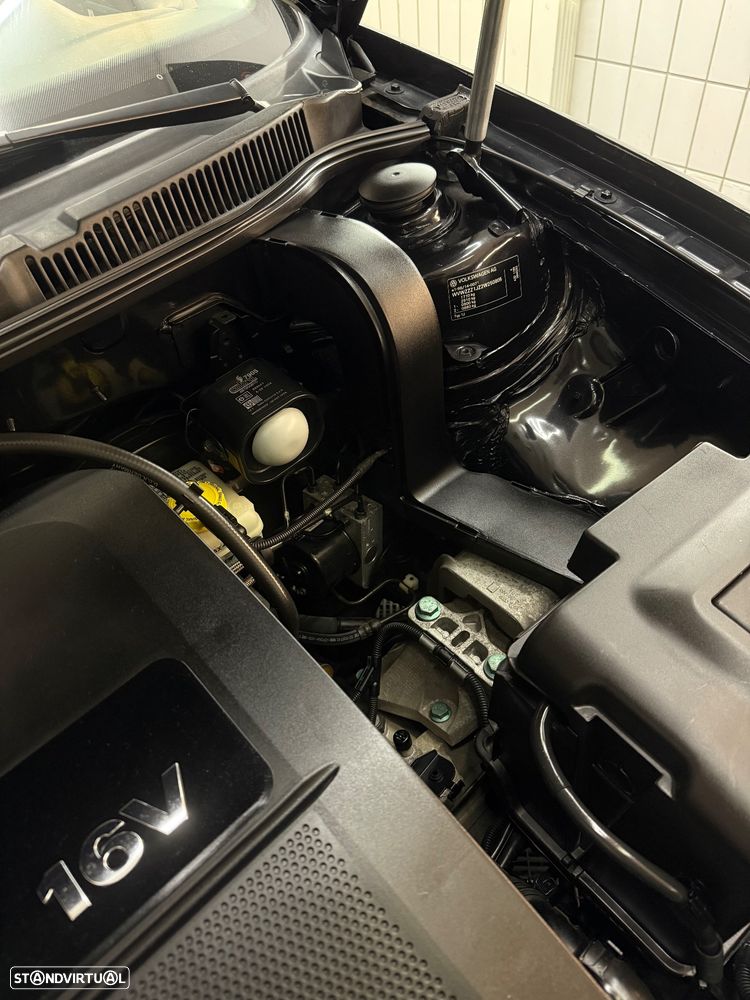 VW Golf 1.6i 25 Anos - 9
