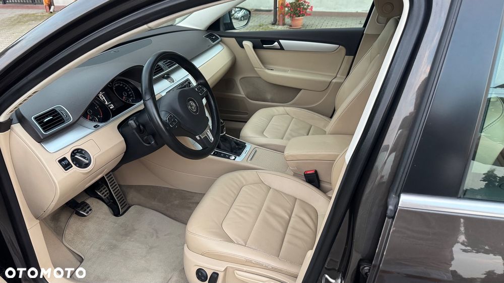 Volkswagen Passat Alltrack 2.0 TDI 4Mot - 33