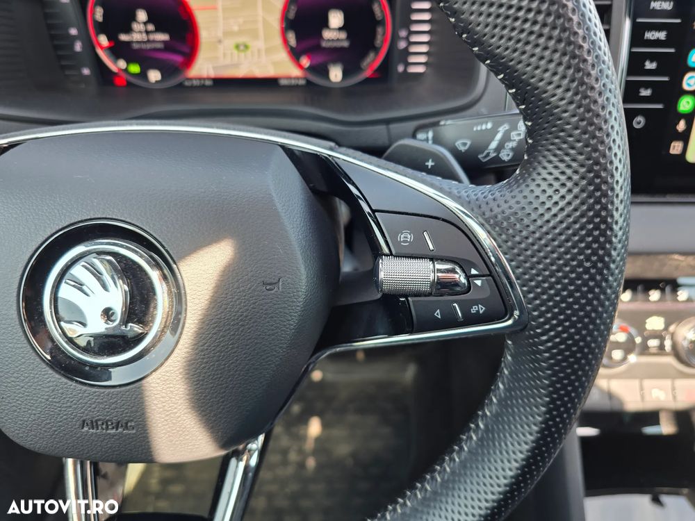 Skoda Karoq 2.0 TDI SCR 4x4 DSG Sportline - 37