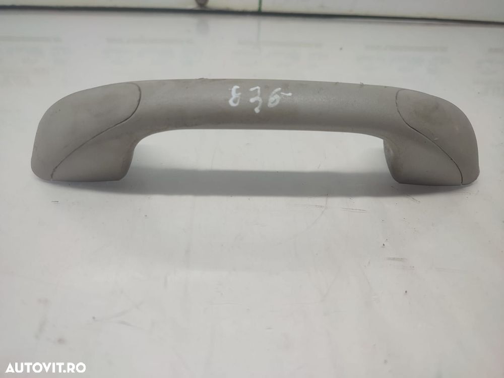 Maner plafon 8200741954 Dacia Lodgy 1 [2013 - 2020] 1.5 DCI K9K612 - 1