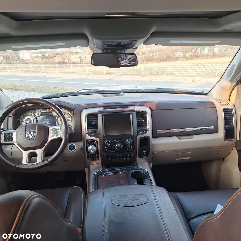 Dodge RAM 1500 5.7 4x4 - 17
