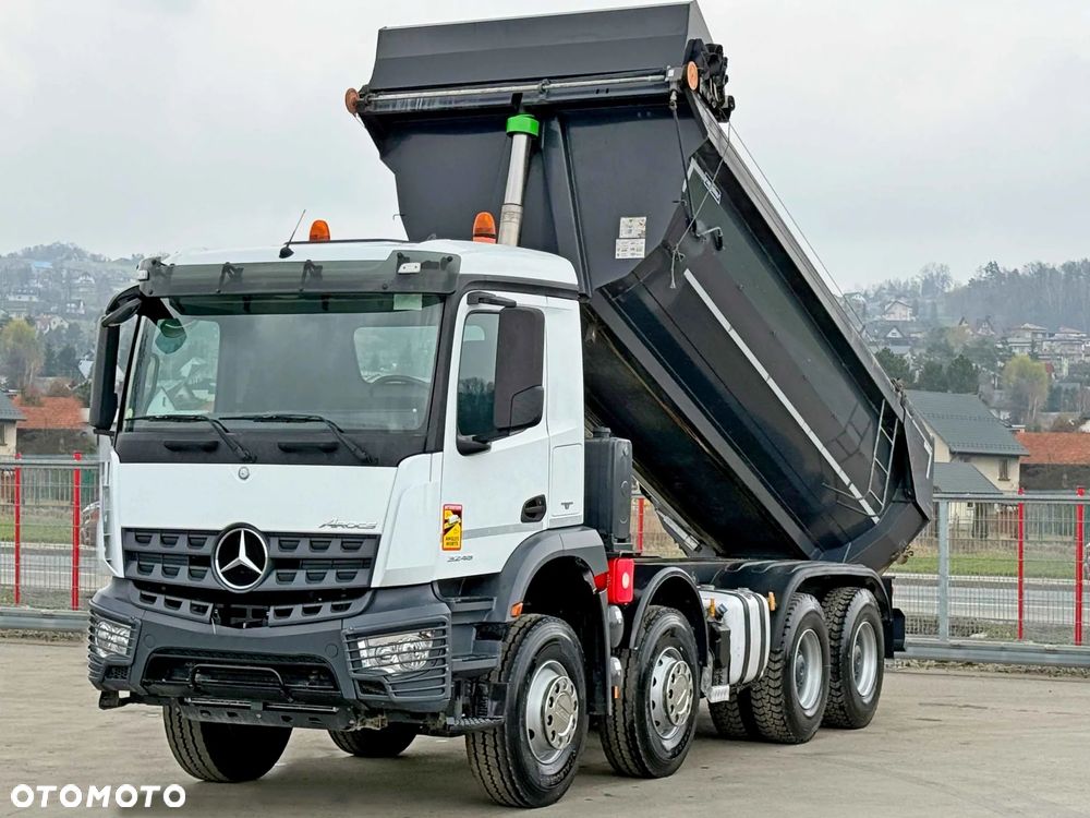 Mercedes-Benz AROCS 3246 Wywrotka / 8x4 * STAN BDB - 3