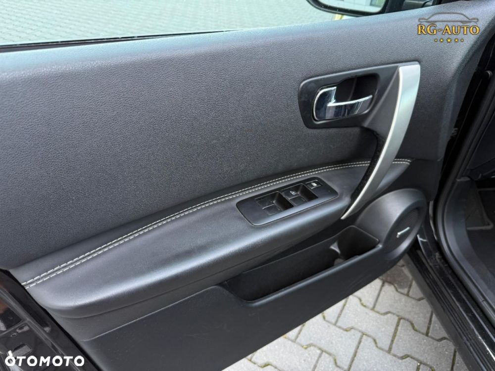 Nissan Qashqai - 30