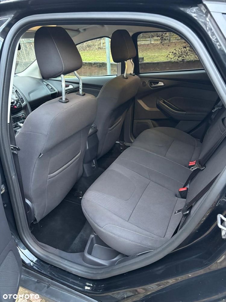 Ford Focus 1.6 Trend - 4