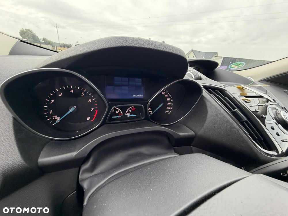 Ford Kuga 1.5 EcoBoost 2x4 Titanium - 13