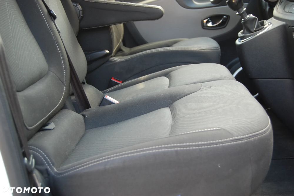Renault Trafic Vivaro NV300 - 6