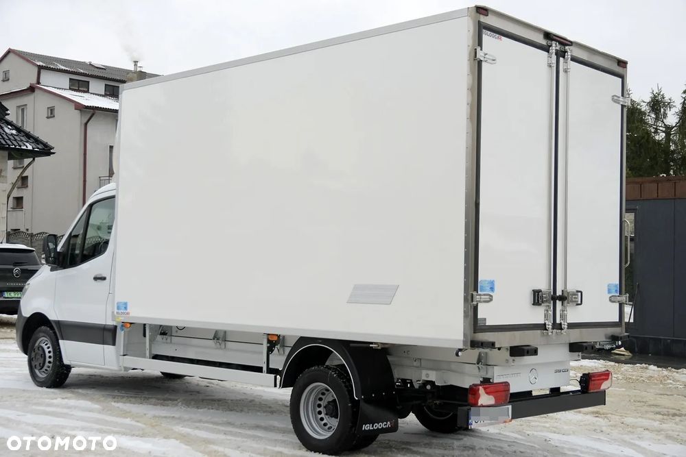 Mercedes-Benz SPRINTER 519 3.0 CDI 190KM * CHŁODNIA / MROŹNIA CARRIER XARIOS 350 * 230V * - 4
