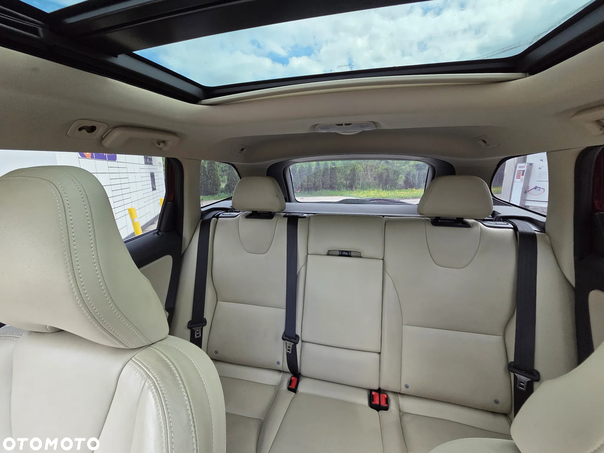 Volvo XC 60 D5 AWD Summum - 11