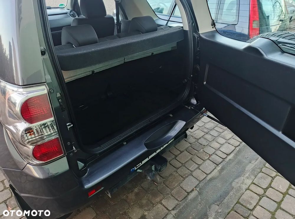 Suzuki Grand Vitara 1.6 Comfort - 28