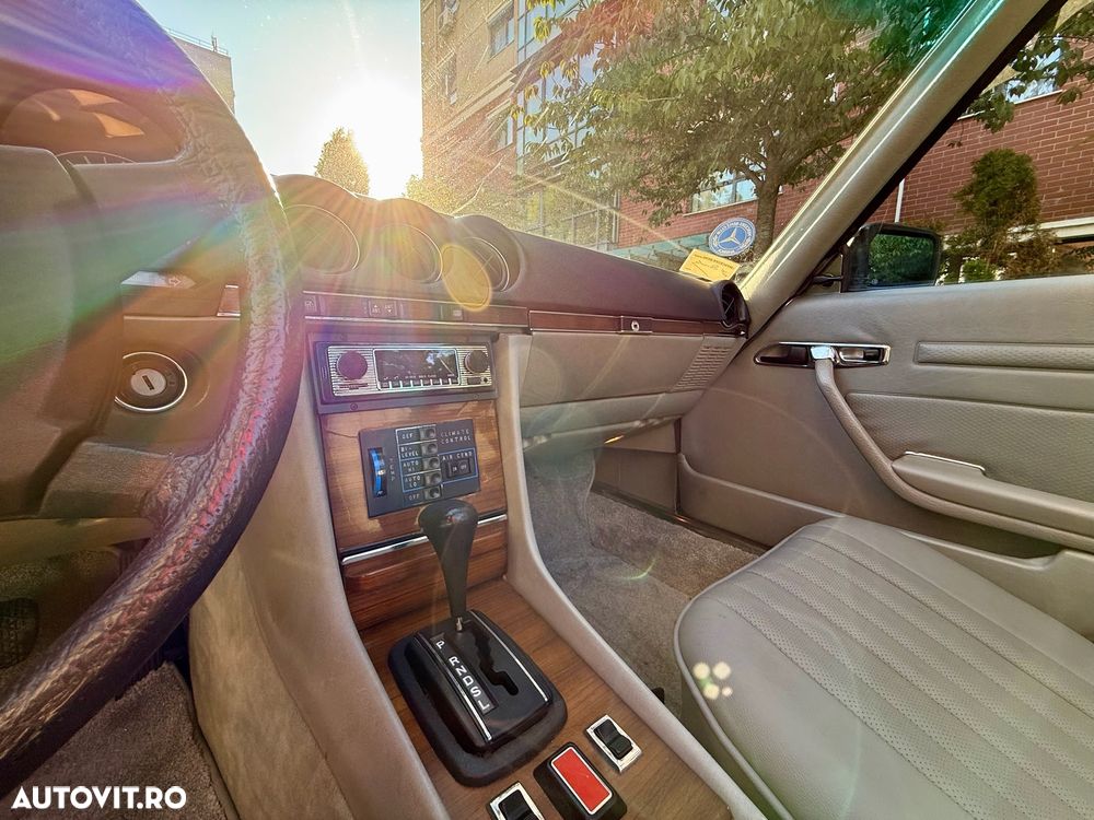 Mercedes-Benz SL - 16