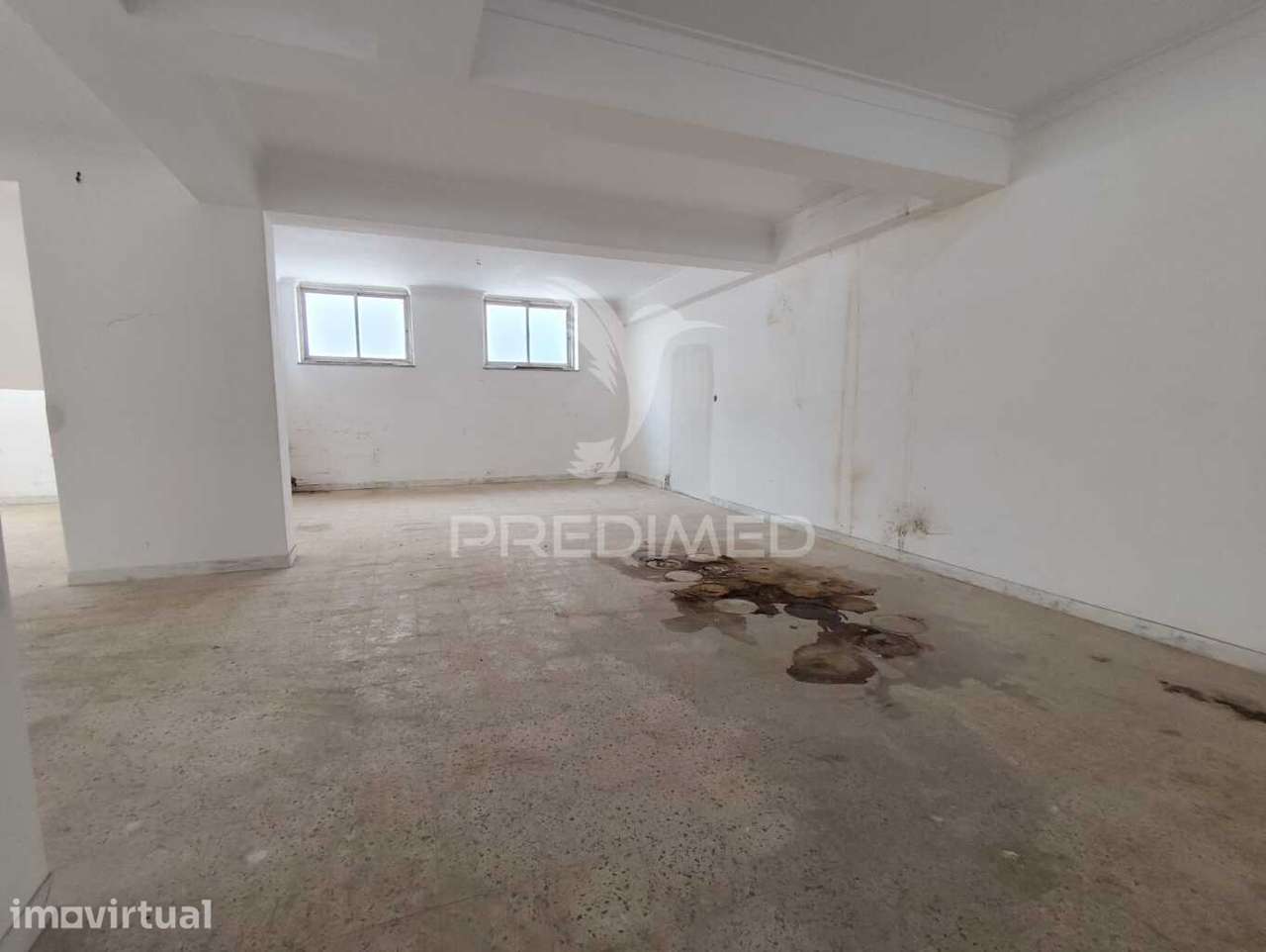 Loja com 210 m2 / Cacém - Grande imagem: 3/8