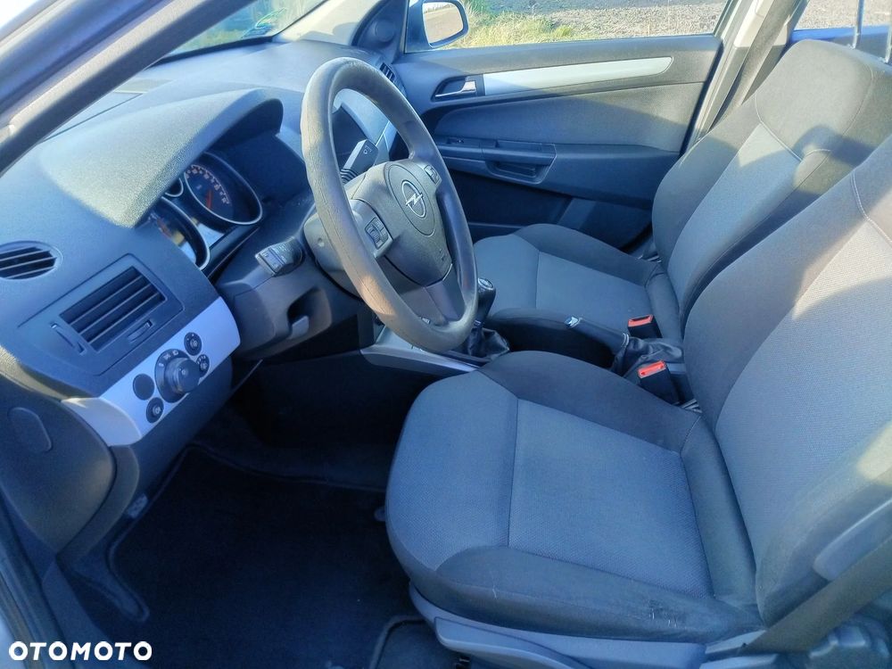Opel Astra 1.4 - 13