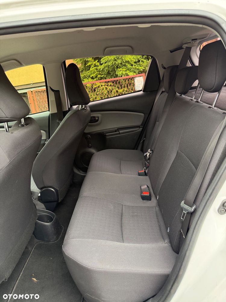 Toyota Yaris 1.5 Active - 10