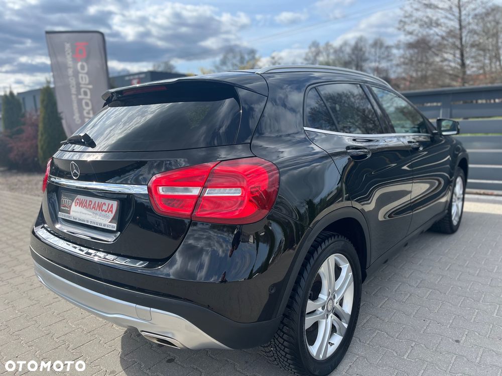 Mercedes-Benz GLA 200 Activity Edition - 14