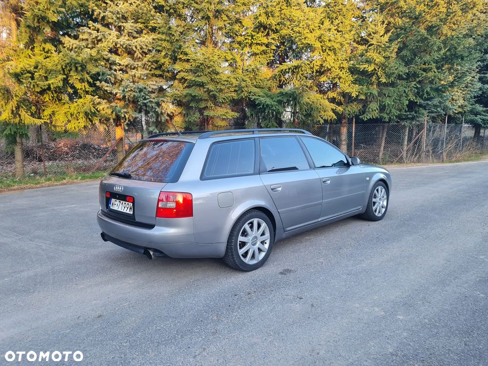 Audi A6 Avant - 4