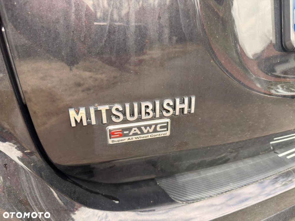 Mitsubishi Outlander 2.0 4WD - 11