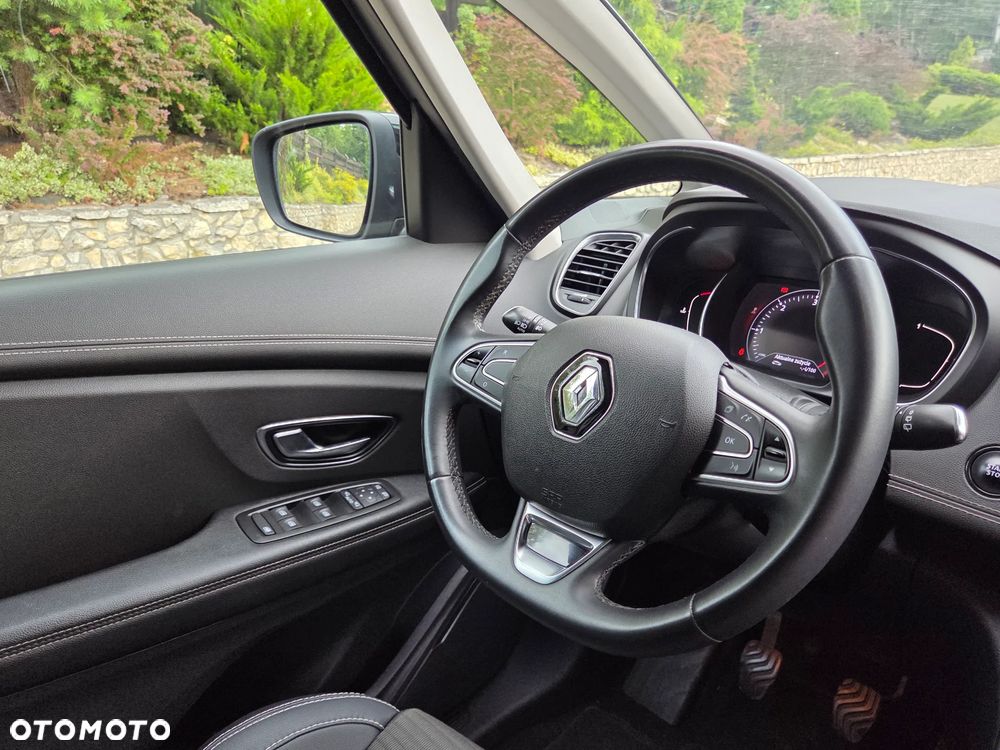 Renault Grand Scenic - 19