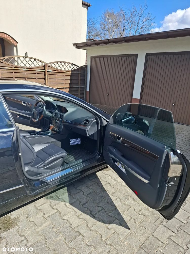 Mercedes-Benz Klasa E - 12