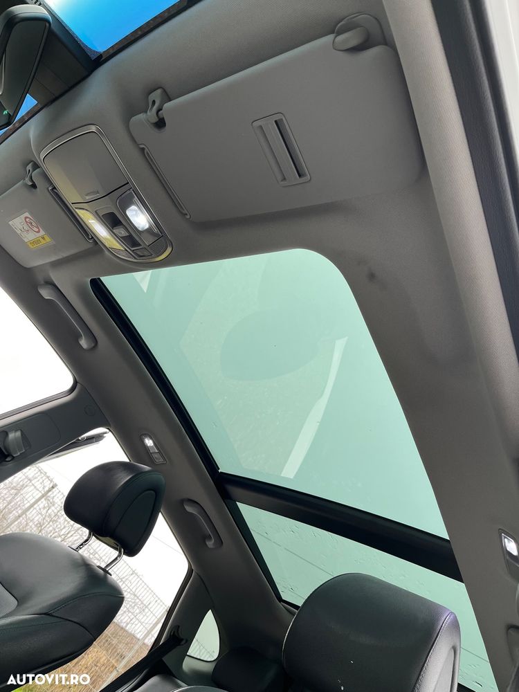 Hyundai Tucson 2.0 CRDI 4WD Automatik Premium - 17