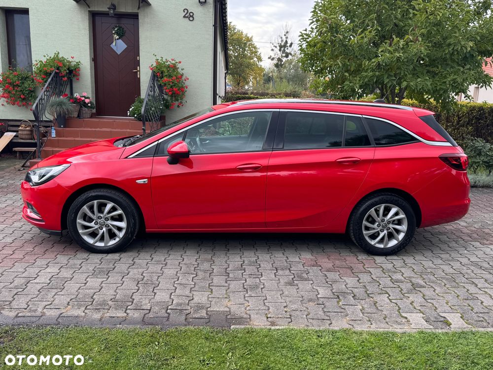 Opel Astra 1.4 Turbo Start/Stop Sports Tourer Innovation - 2