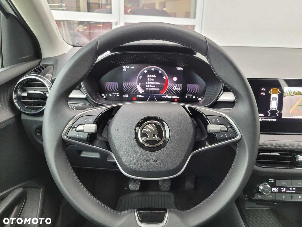 Skoda Fabia - 6
