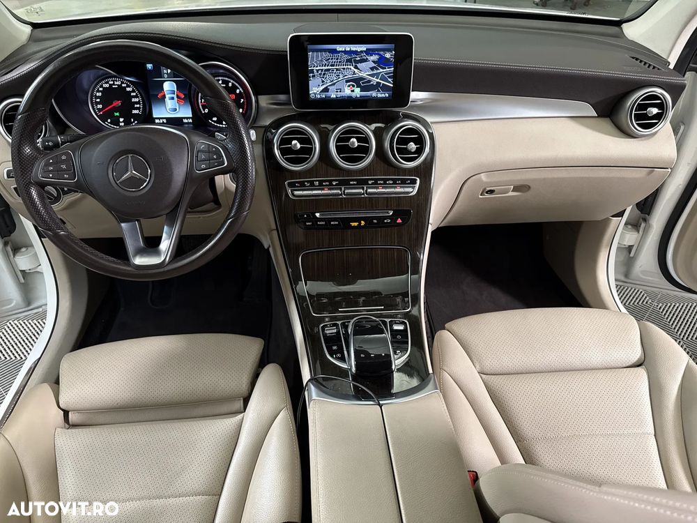 Mercedes-Benz GLC Coupe 250 4MATIC - 10