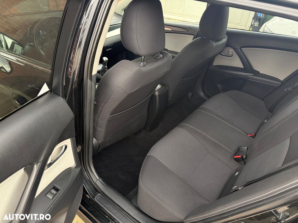 Toyota Avensis 2.0 D-4D Elegance - 28
