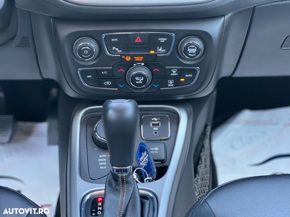 Jeep Compass 2.0 M-Jet 4x4 AT Limited - 20