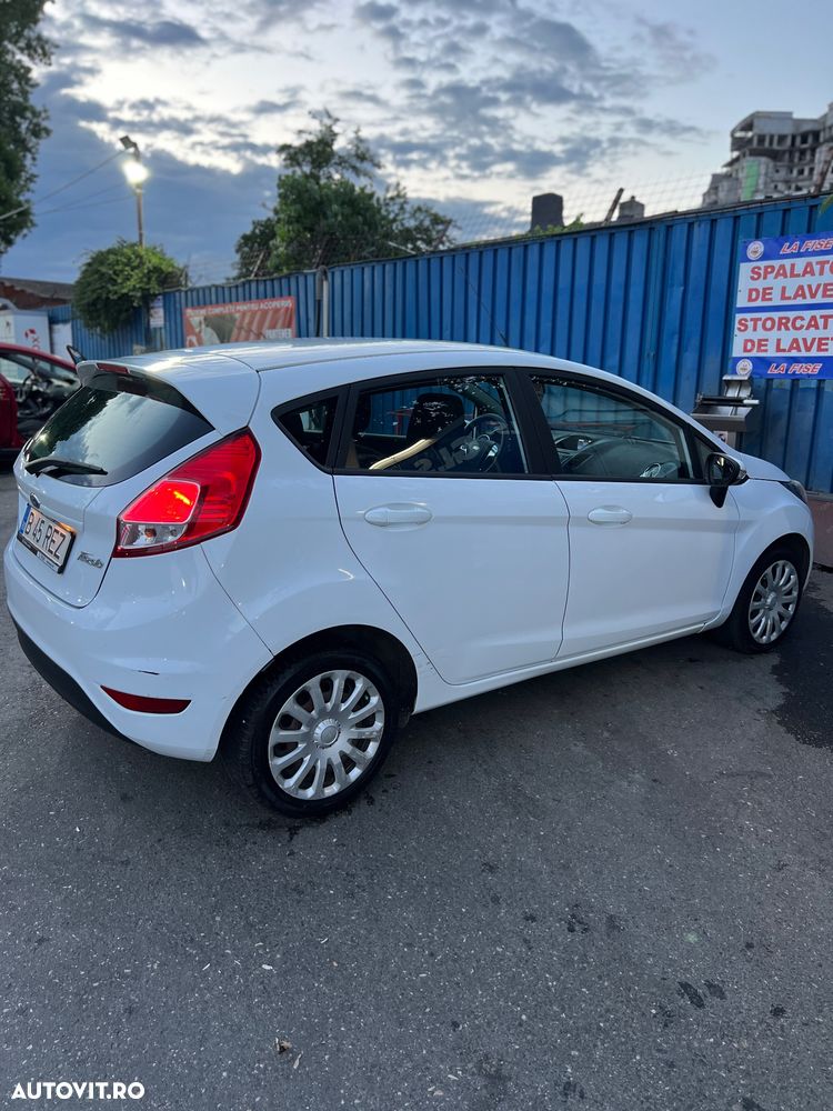 Ford Fiesta 1.5 TDCi Trend - 11
