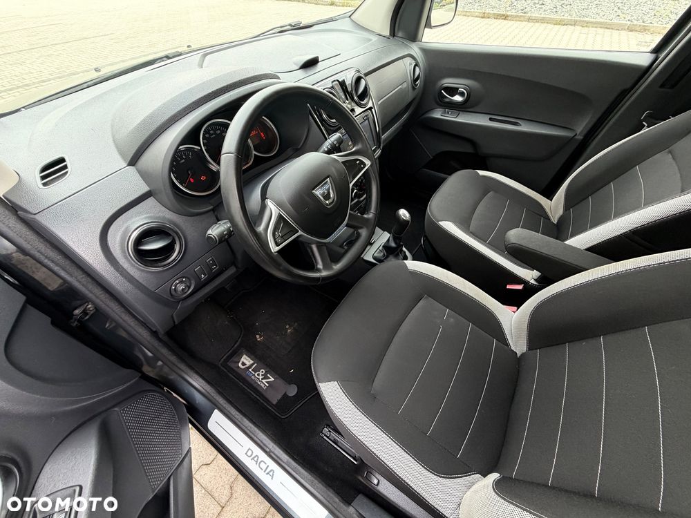 Dacia Lodgy - 30