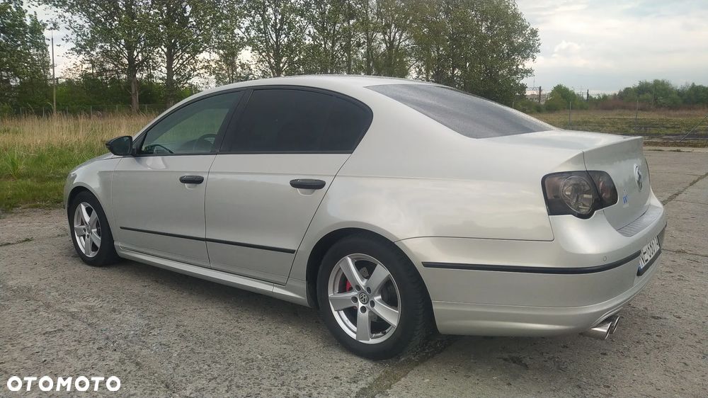 Volkswagen Passat 2.0 TDI DPF Comfortline - 4