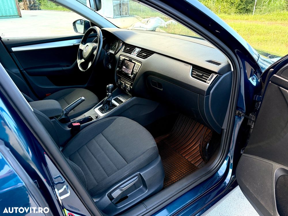 Skoda Octavia 1.6 TDI (Green tec) Style - 7