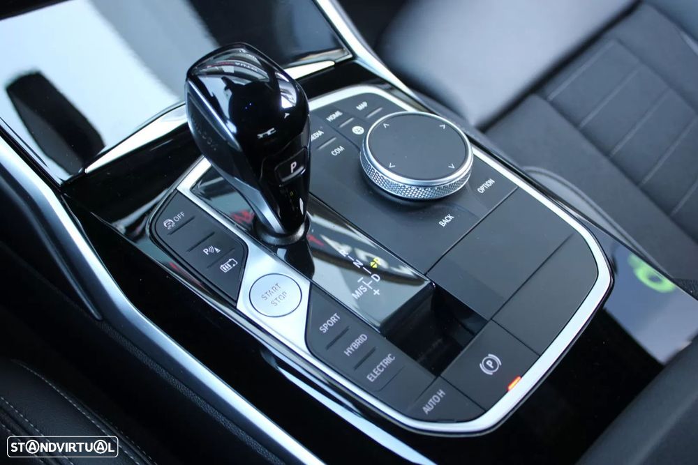 BMW 320 e Aut. Sport Line - 16