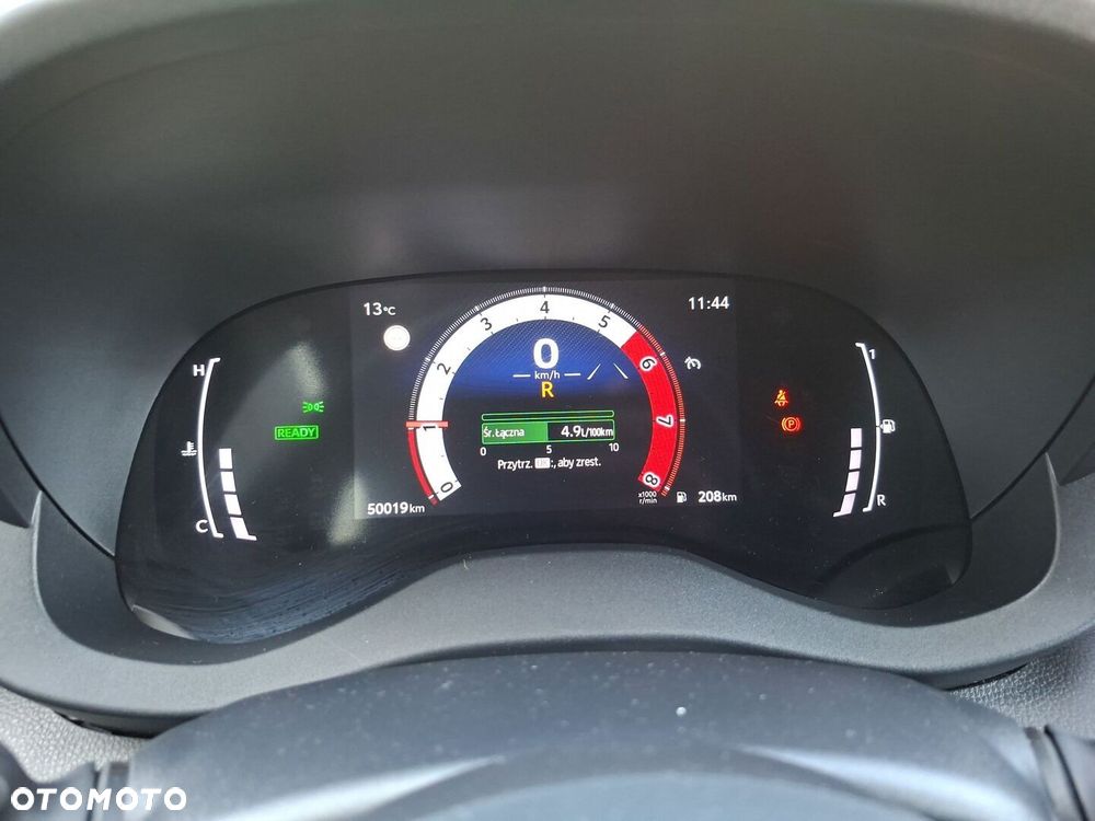 Toyota Yaris Cross - 16