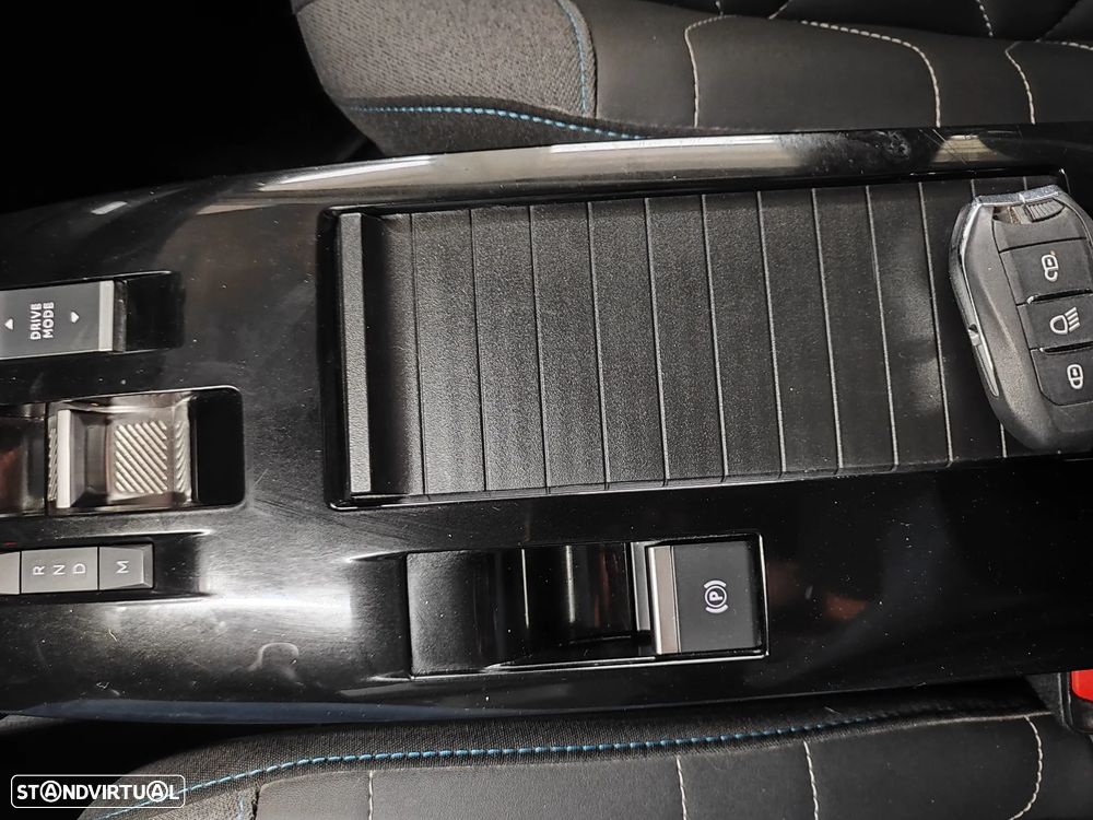 Citroën C4 1.5 BlueHDi Shine Pack EAT8 - 33