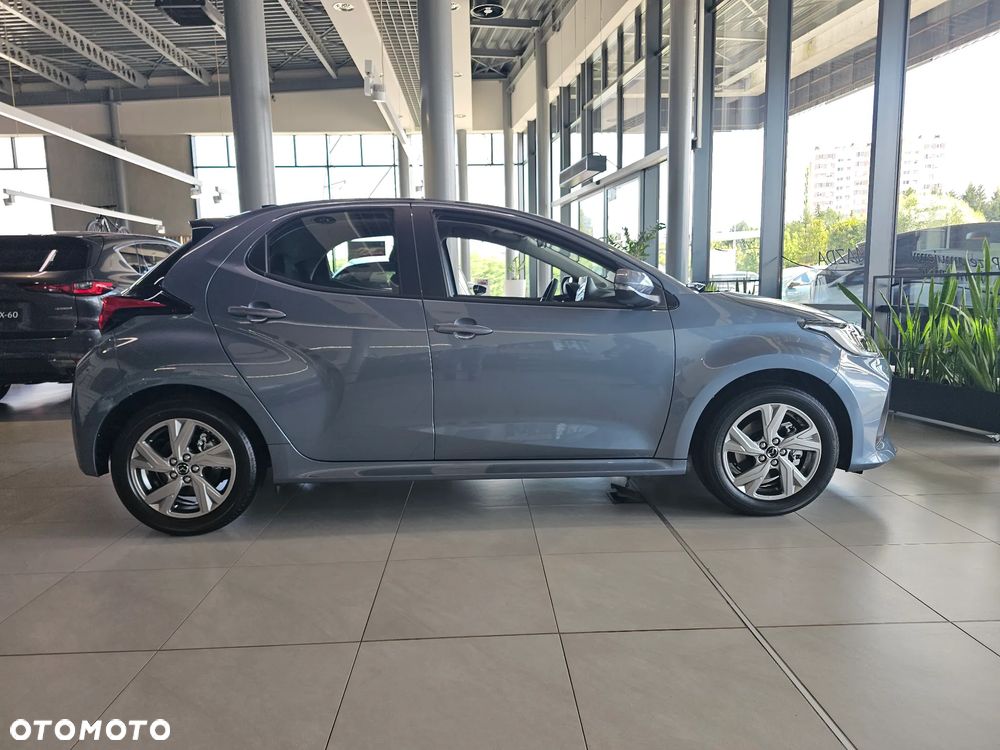 Mazda 2 - 3