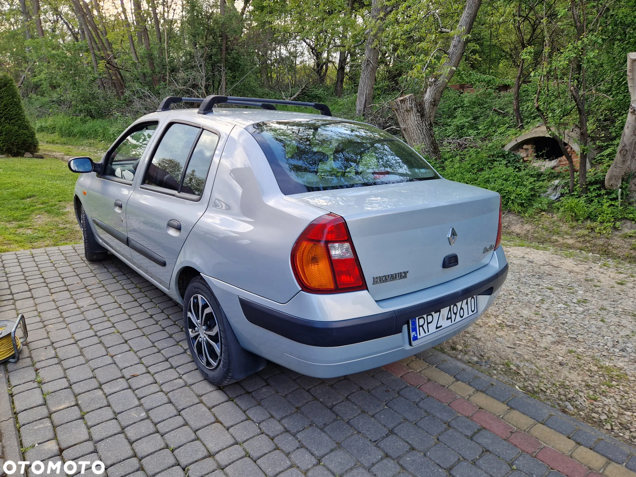 Renault Thalia 1.4 Alize - 2