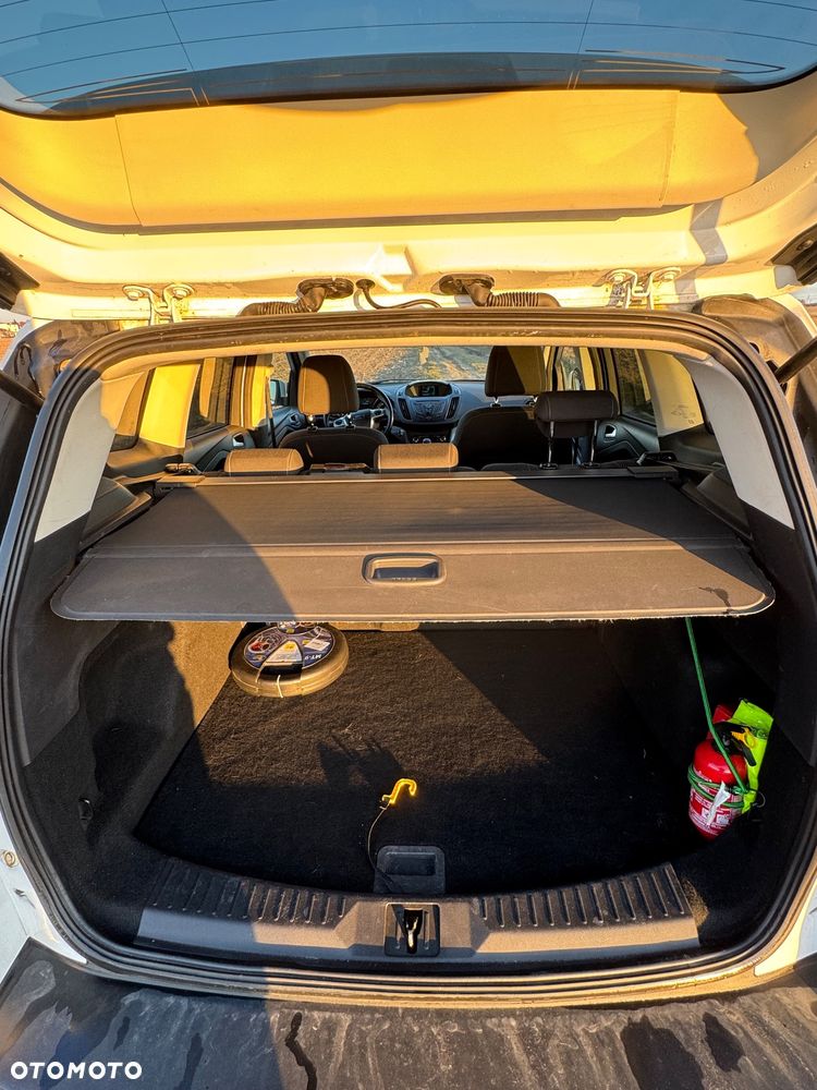 Ford Kuga 1.5 EcoBoost 2x4 Trend - 13