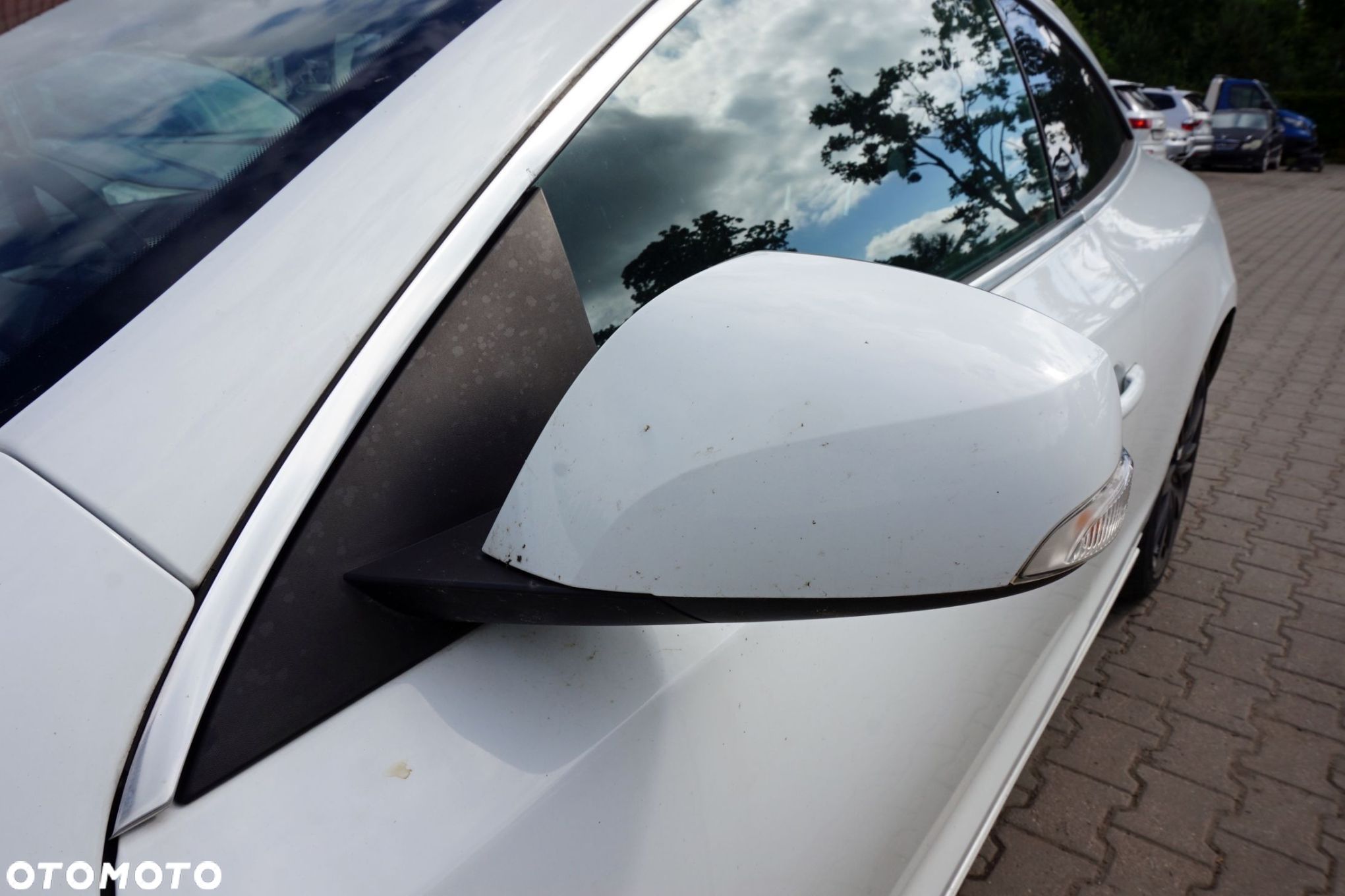 LUSTERKO ELEKTRYCZNE LEWE LAGUNA III PH1 OV369 SKŁADANE EL UK BIAŁY RENAULT 2007-2012 - 1