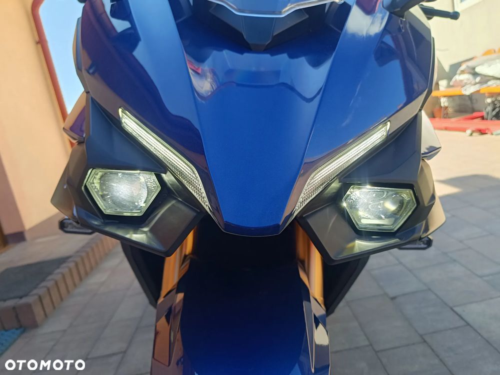 Suzuki GSX 1000 - 14