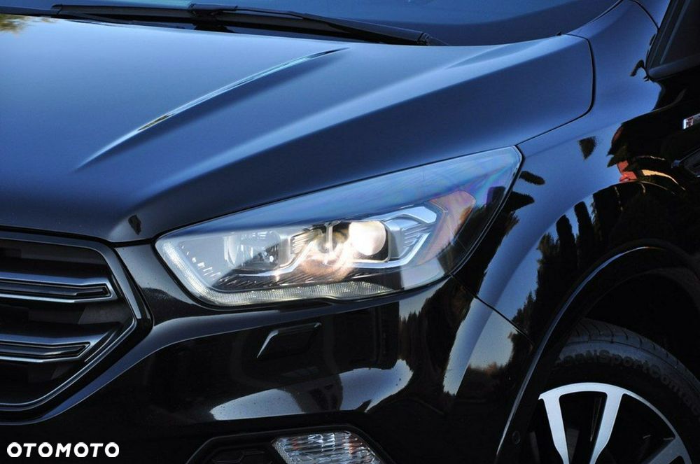 Ford Kuga 2.0 TDCi 4x4 ST-Line - 27