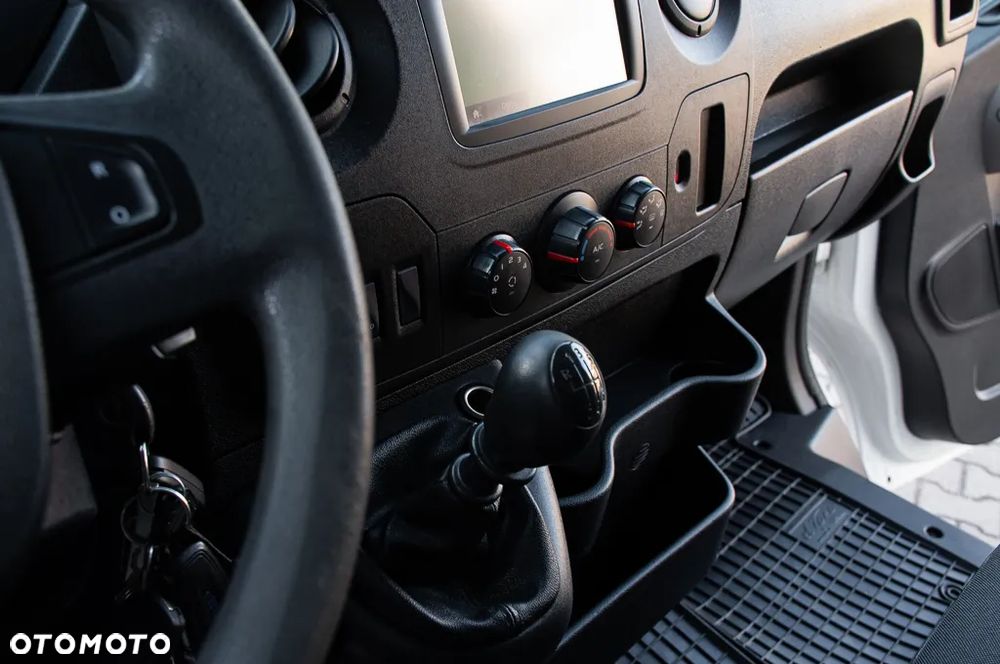 Renault Master - 29