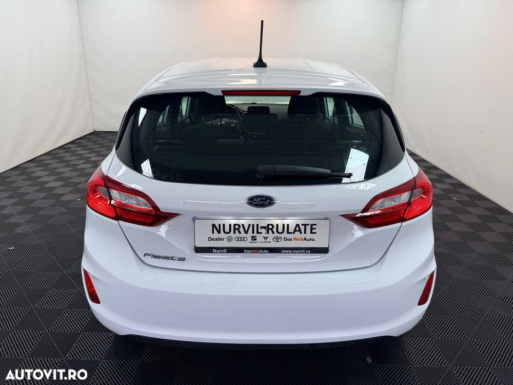 Ford Fiesta 1.1 Trend - 36